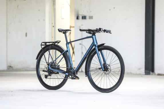 A nippy everyday bike with gravel DNA, priced at 1,699 euros – our review