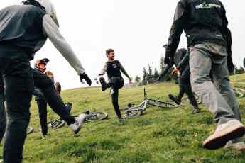 Das war Tag 2: Drops, Racing und Sonne, Sonne, Sonne!