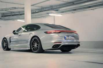 Porsche Panamera 4S E-Hybrid startet durch