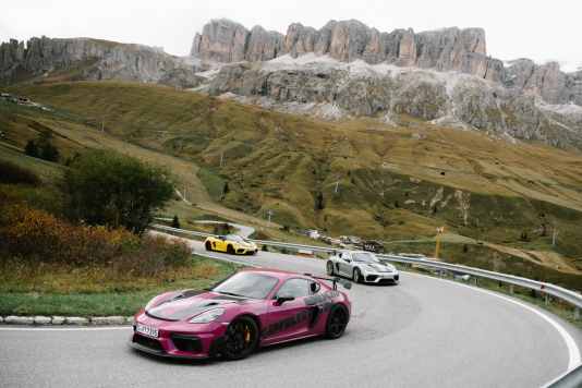 Porsche Gipfeltreffen 2025 begeistert Enthusiasten