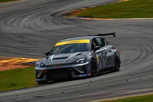 CUPRA Leon VZ TCR erobert US-Rennstrecken