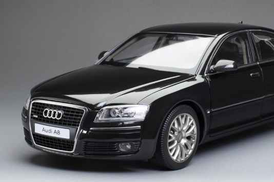 Sun Star bringt Audi A8 (D3) in 1:18 und vier Varianten mit “full Openings”