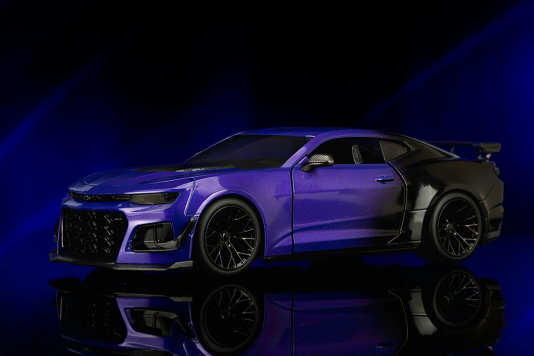 Jada Toys baut Autumn Spooners Camaro ZL1 in Die-Cast und 1:24