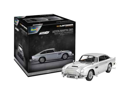 Der neue Bond kommt bei Revell als Adventskalender mit DB5 in 1:24