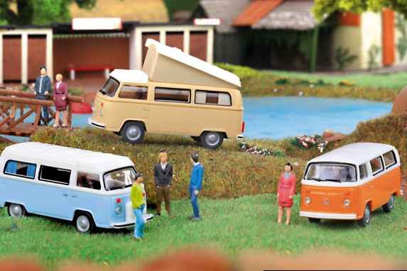 Der VW T2 bei Wiking in 1:87 – Reiselust