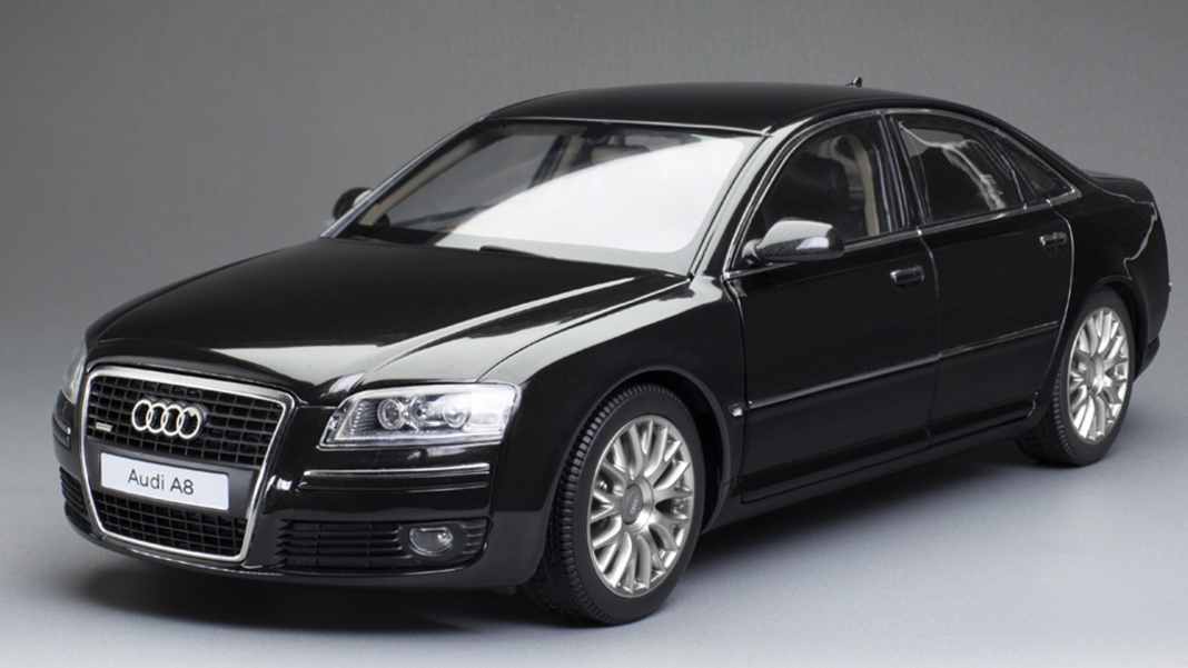 Sun Star bringt Audi A8 (D3) in 1:18 und vier Varianten mit “full Openings”