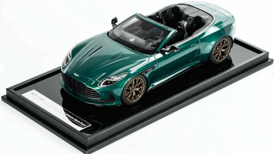 Motorhelix bringt Aston Martin DB12 Volante als Resine-1:18er in sechs Farben
