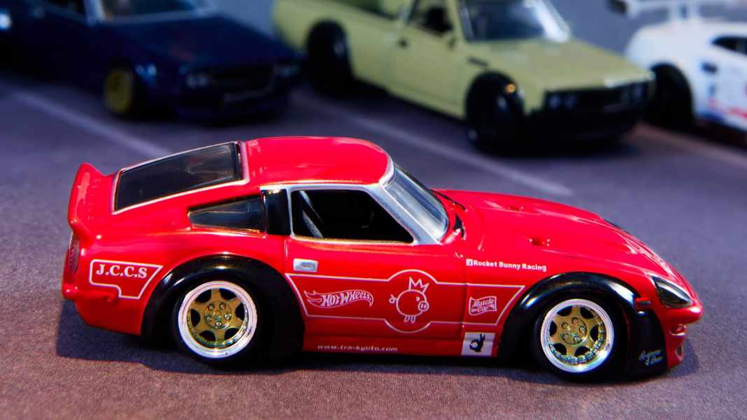 Hot Wheels Elite 64 liefert Pandem Datsun 280ZX aus Die Cast in 1:64