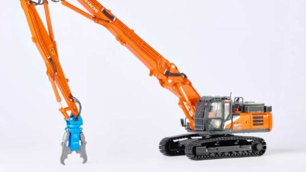 Hitachi ZX350LCK-7 kommt als Abbruch-Gigant von 1:50 Replicars