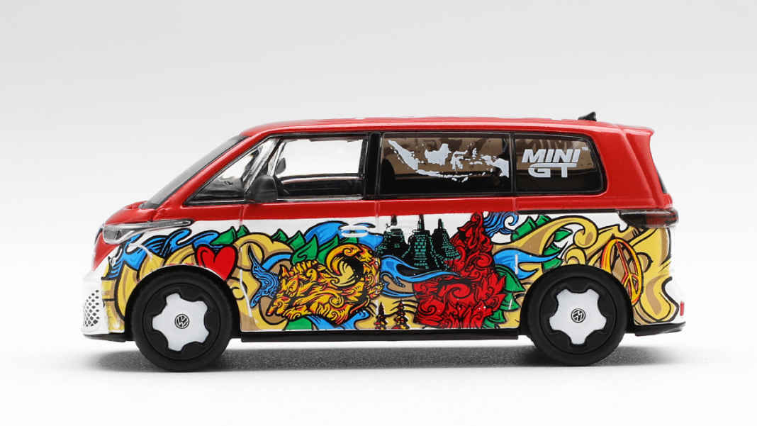 Mini GT zeigt für Juni/Juli ein 1:64-Sixpack mit drei deutschen Automobil-Ikonen