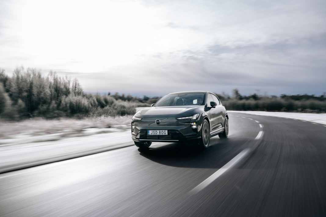 Volvo EX60 elektrisiert das Mittelklasse-SUV-Segment