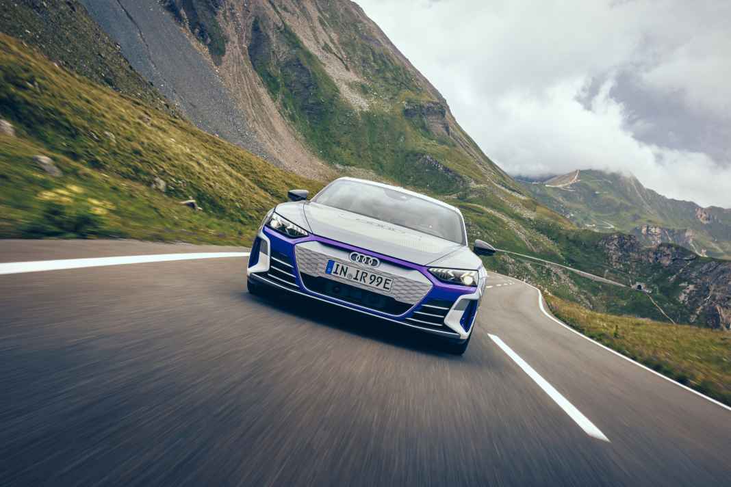 Exklusive Serie der Audi Sport GmbH