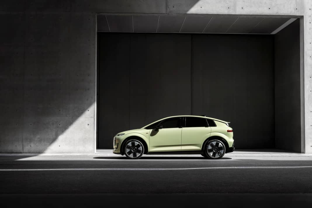 Audi A2 e-tron startet elektrisch durch