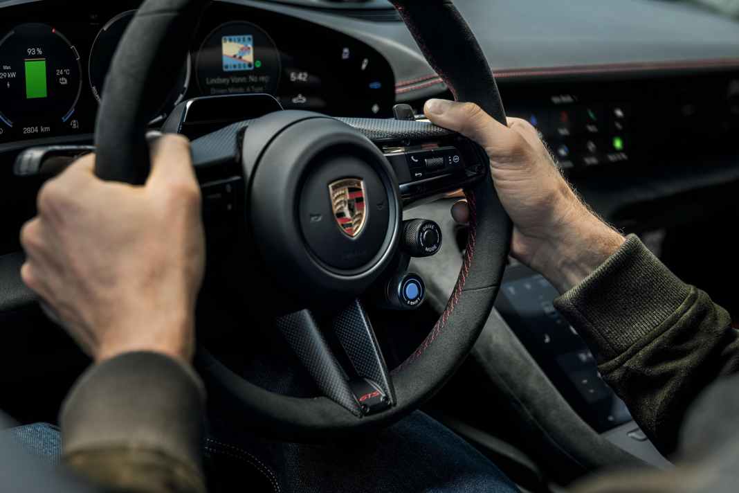 Porsche simuliert Achtgang-Doppelkupplungsgetriebe