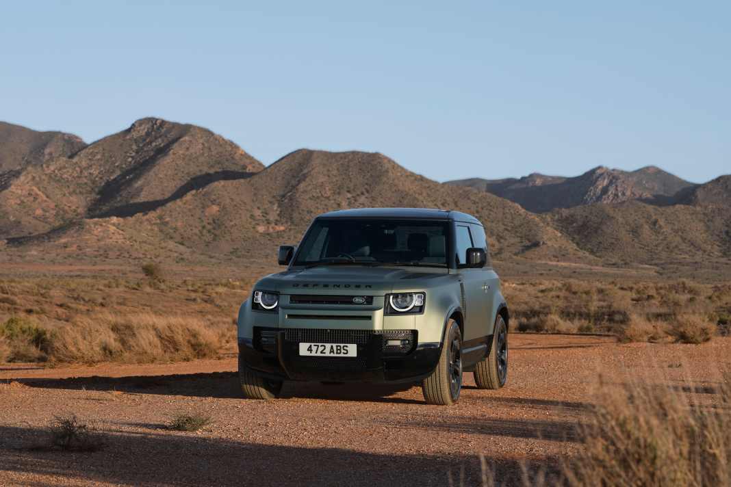Land Rover Defender definiert Geländekompetenz neu