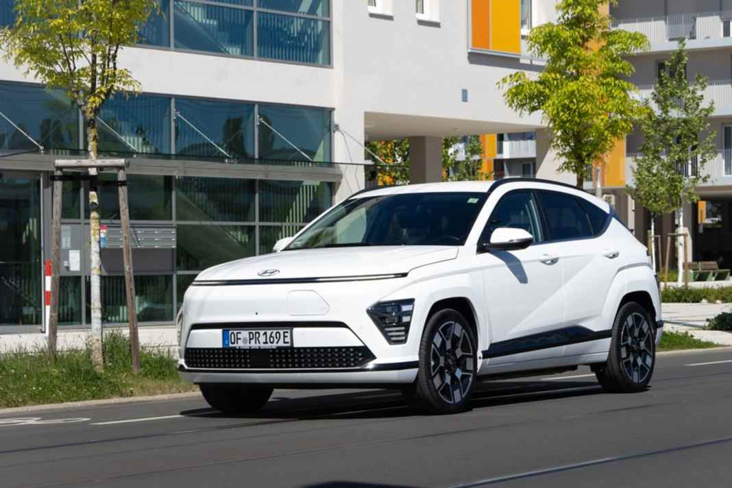 Hyundai KONA Elektro startet mit 514 Kilometern Reichweite