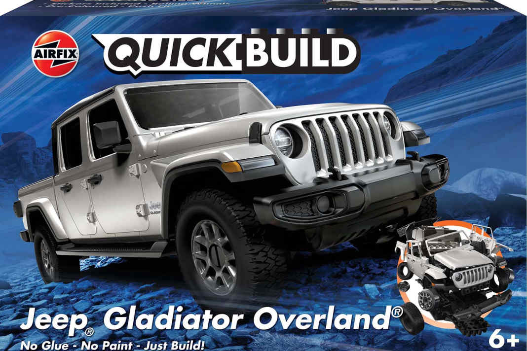 Der doppelte Jeep Gladiator Overland kommt von Airfix als Bausatz