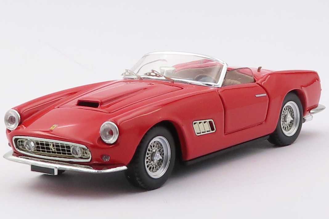 Art Model bringt Ferrari 250 California LWB in 1:43 in gleich zwei Versionen
