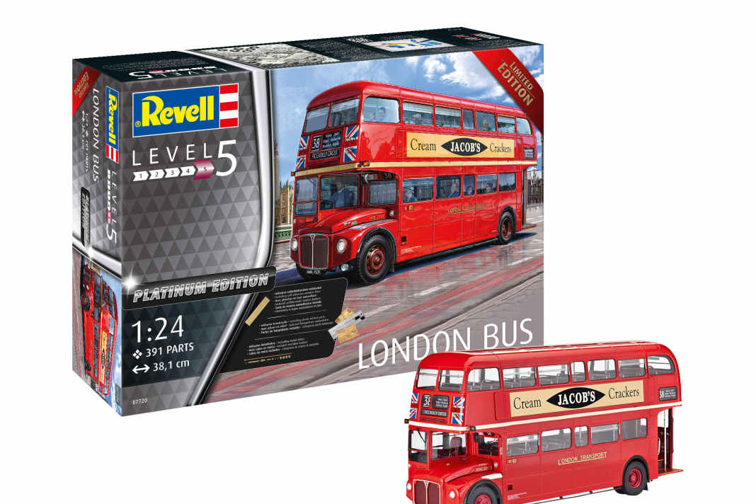 Revell pimpt seinen London-Bus in 1:24 – auch mit selbstklebenden Holzfurnieren