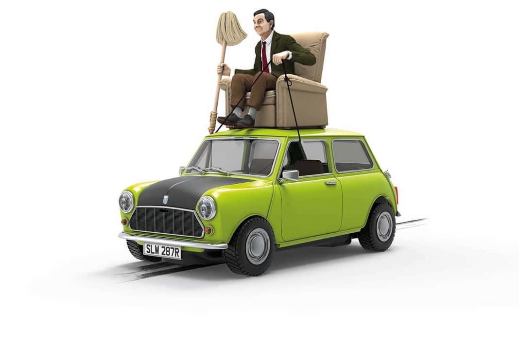 Scalextrix setzt auf Mr. Bean und die Blues-Brothers für die Schlitzpiste