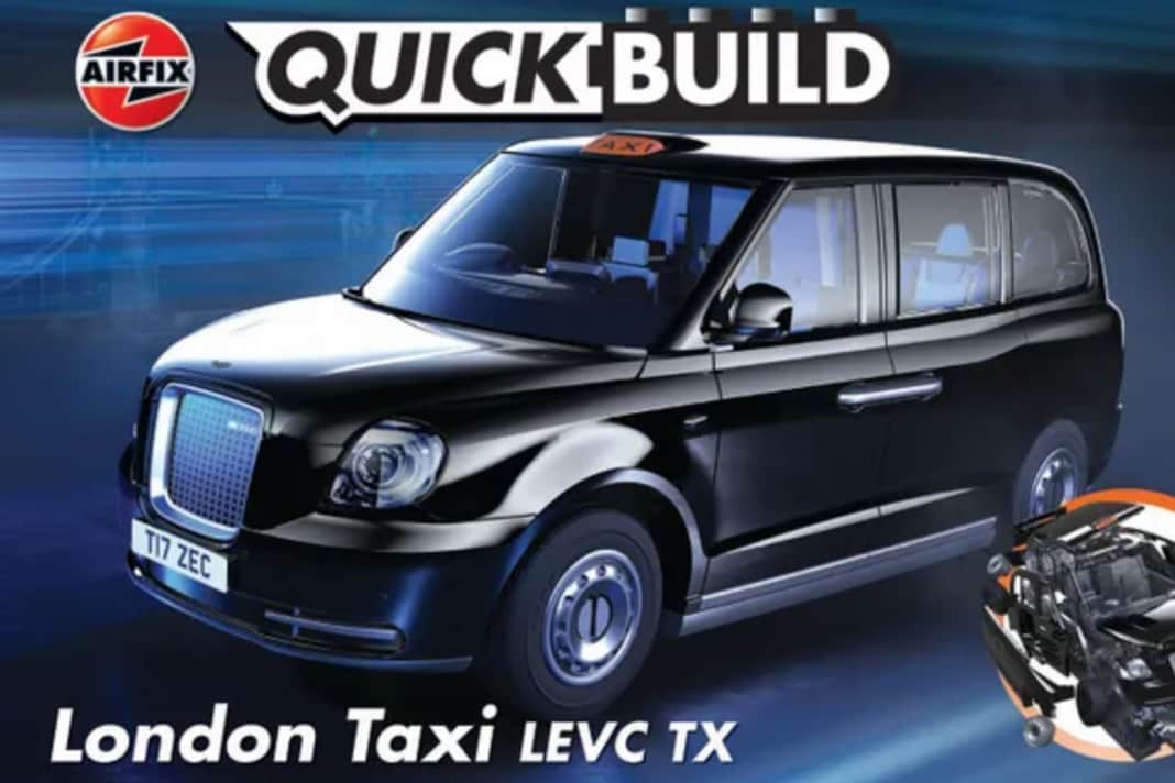 Airfix baut seine Quickbuild-Serie mit britischen Kult-Autos weiter aus