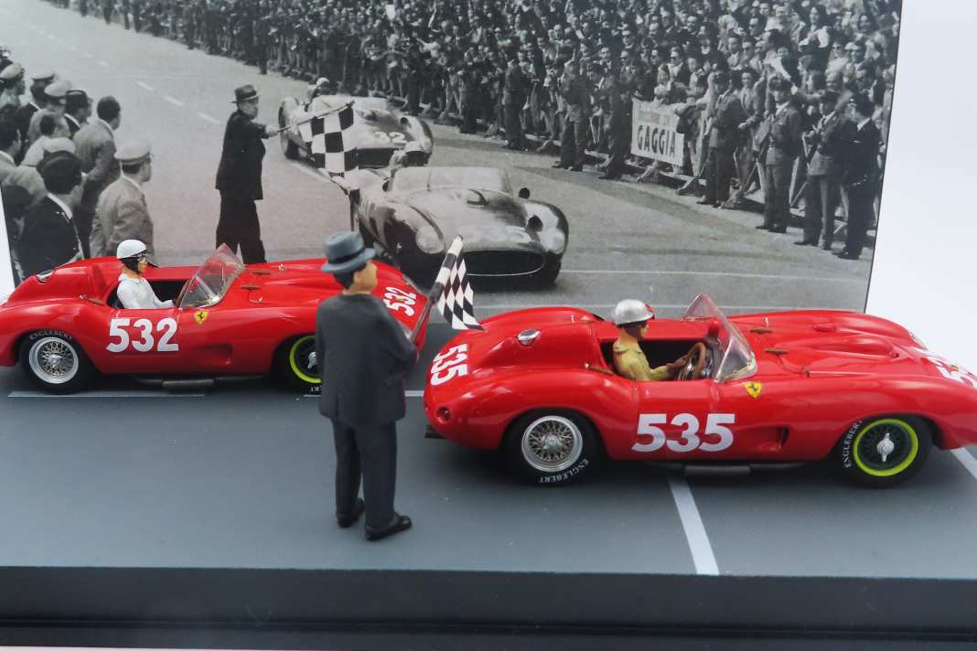 Art Modell erinnert an Ferrari-Doppelsieg bei der Mille Miglia in 1:43