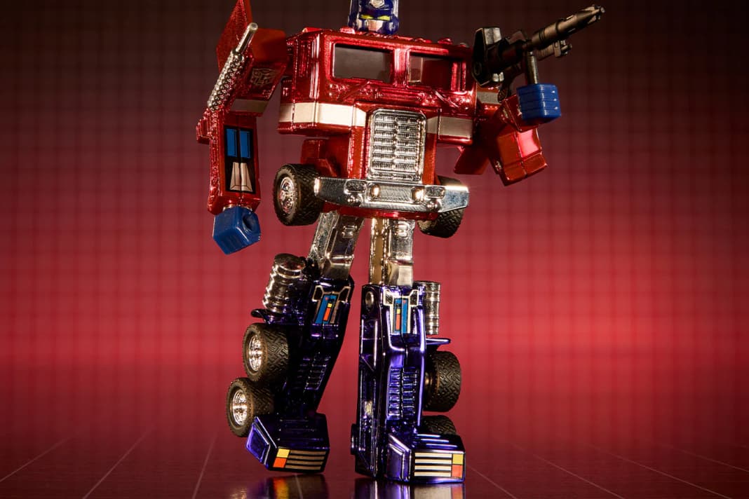 Mattel bringt Optimus Prime aus dem Hasbro-Imperium in 1:64