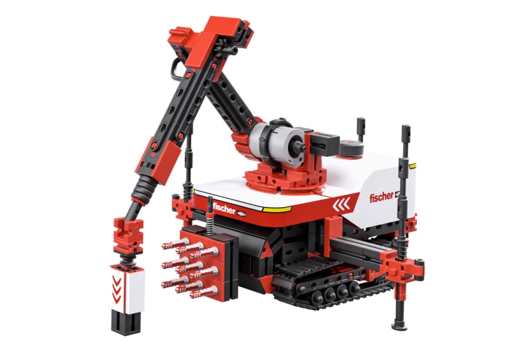 Fischer Technik bringt eigenen Bauroboter als Modellbausatz in 1:8!