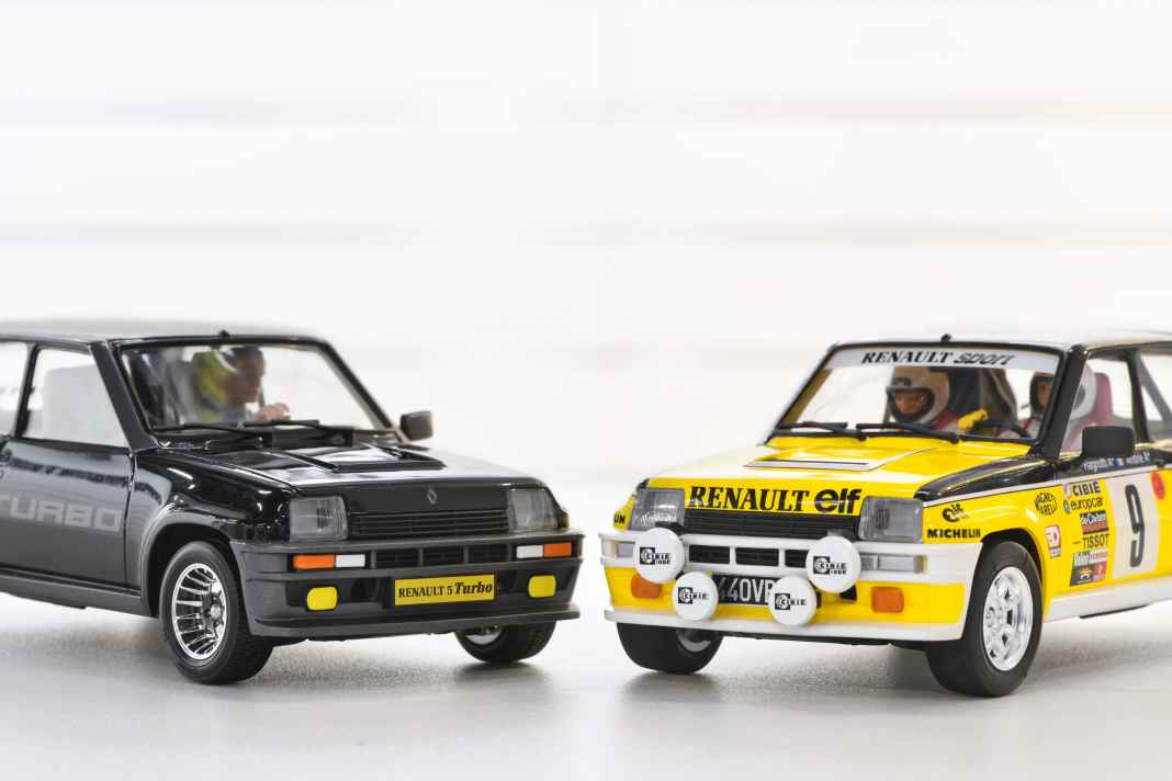 ‘81 Renault 5 Tursbo Monte-Sieger von Tamiya in 1:24 – Mit Gebetbuch