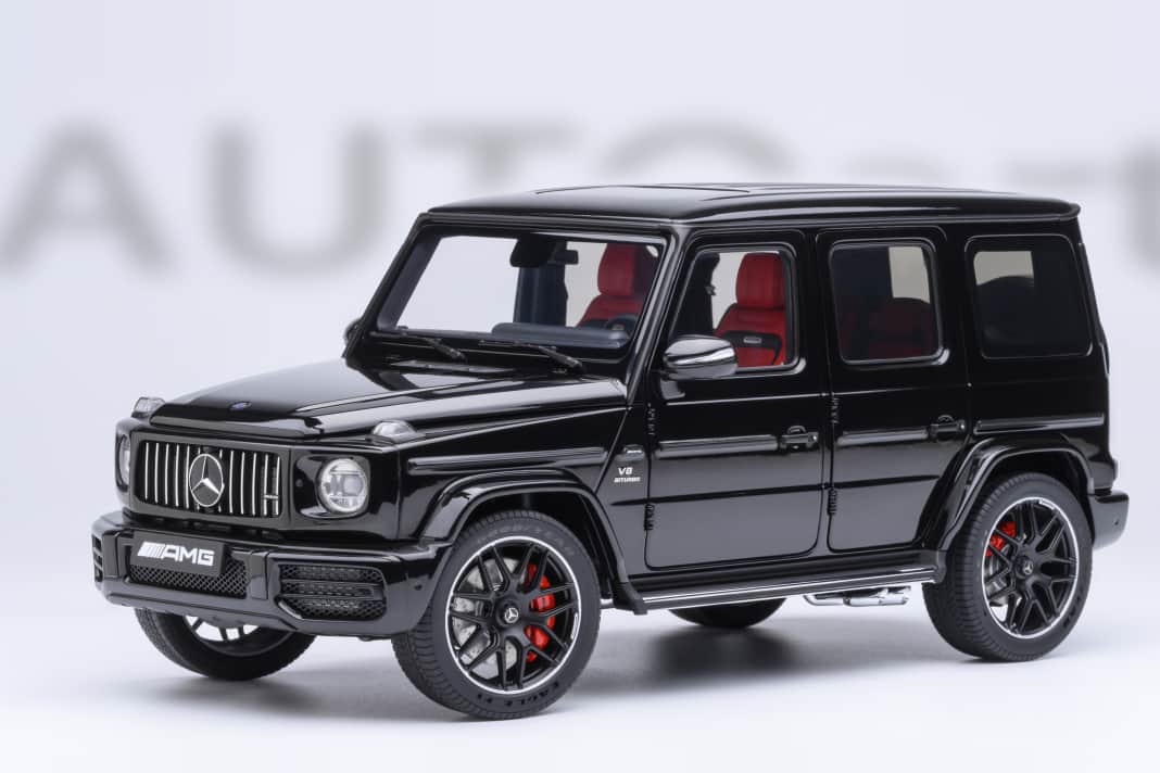 Autoarts neue Schwarz-Weiß-Malerei ist top!