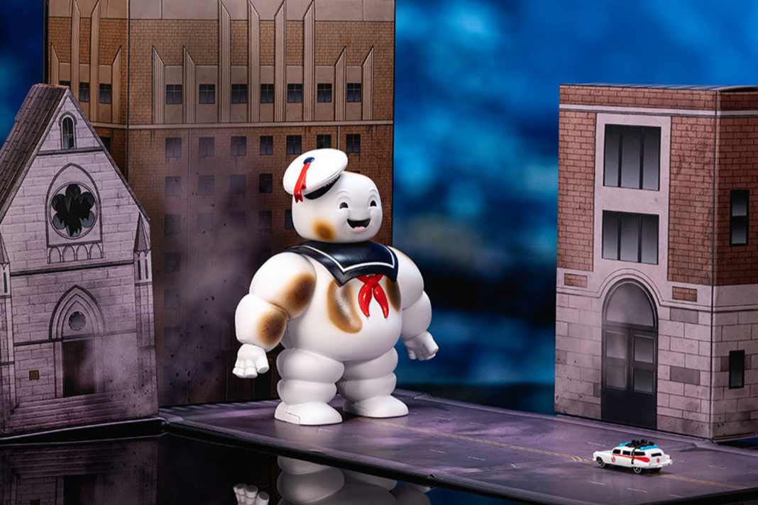 Hey Marshmallow-Man, tritt nicht auf unseren Ecto 1 im Nano-Format!