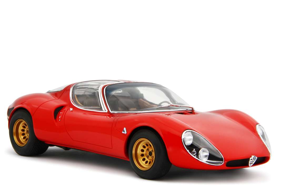 Laudoracing bringt den Alfa Romeo 33 Stradale im Maßstab 1:18