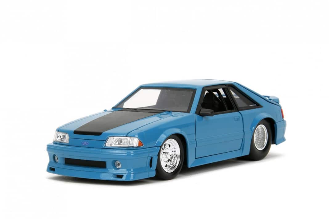 Jada bringt den Ford Mustang von Doms Torettos Bruder aus Fast & Furious in 1:24!