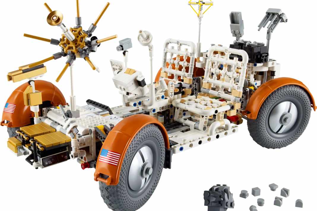 Lego baut Lunar-Mobil in 1:8 aus 1913 Klötzen nach!