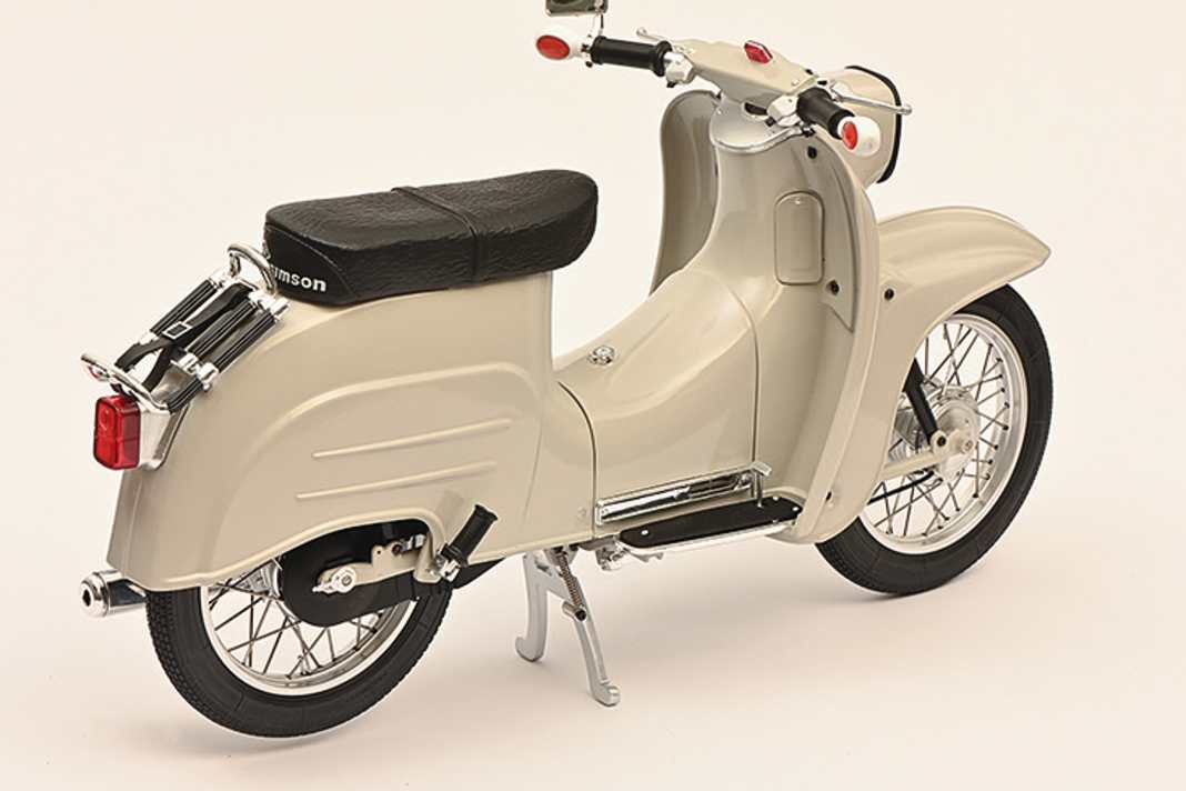 Simson Schwalbe von Schuco in 1:5 – Doller Vogel