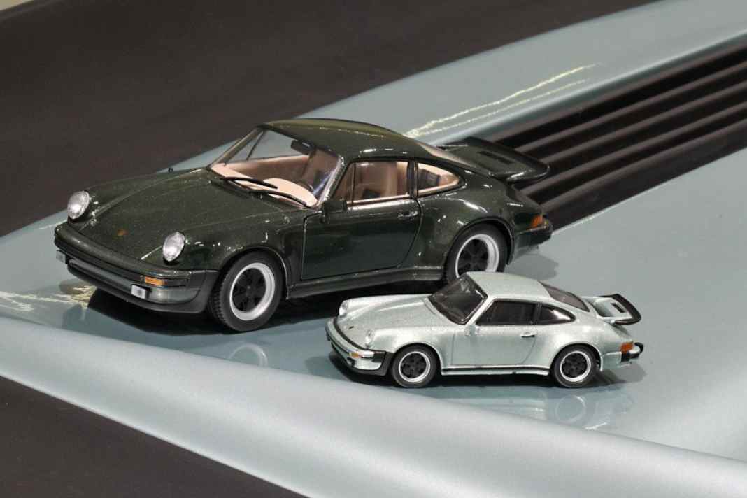 Ein Träumchen – Porsche 911 Turbo 3.0 von Welly in 1:43 und 1:24