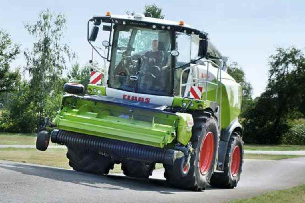 Besuch für die Gewinner bei Claas - Saatengrüne Ernte