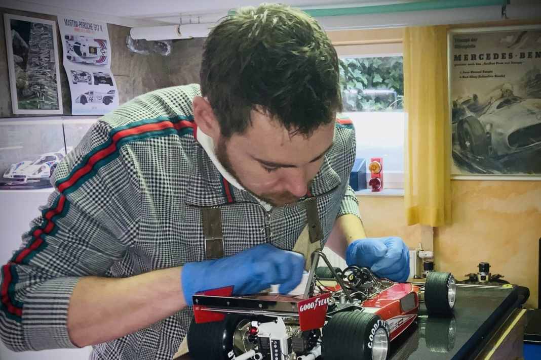 Modellbau-Papst Niemas mit Workshop im Nationalen Automuseum