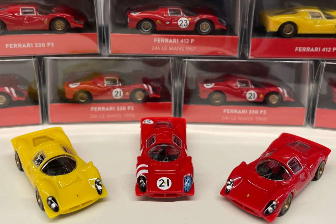 Drei neue Wiking Ferrari starten beim Nationalen Automuseum in 1:87 durch