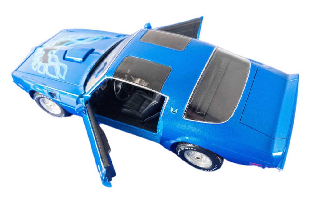 ‘78 Pontiac Firebird Trans Am von Maisto in 1:18 - Mach mal blau