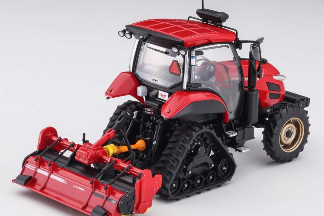 Hasegawa baut Yanmar-Trecker mit Vertikutierer in 1:35