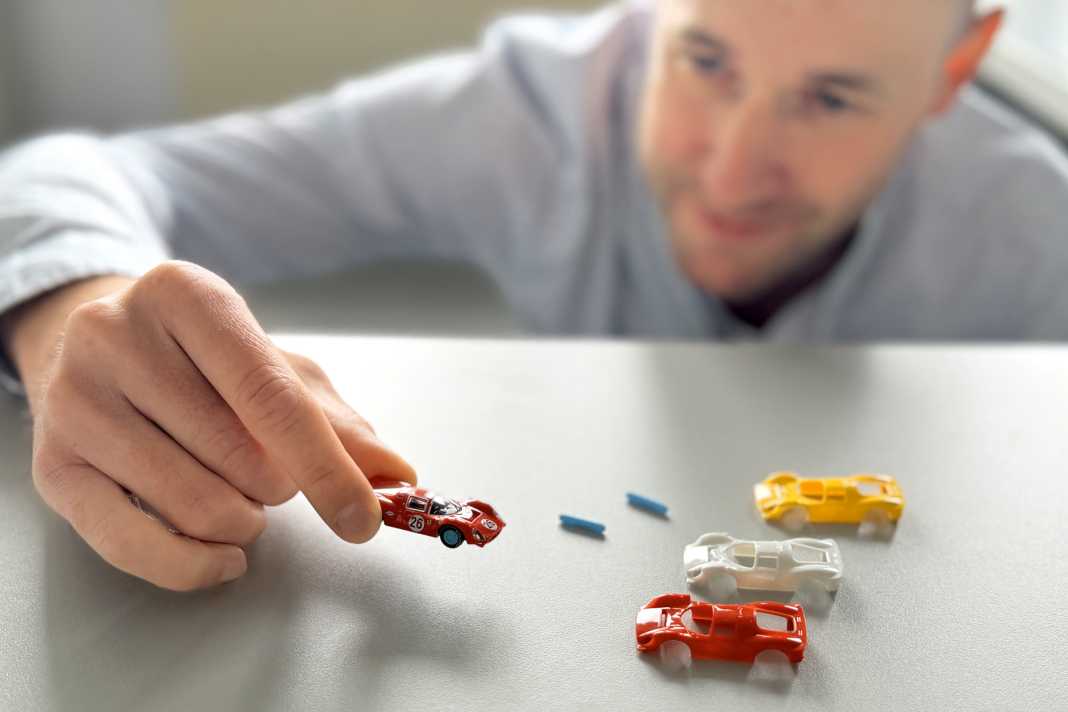 Ferrari 330 P4/412 P von Wiking für das NAM in 1:87 - Sauschnell