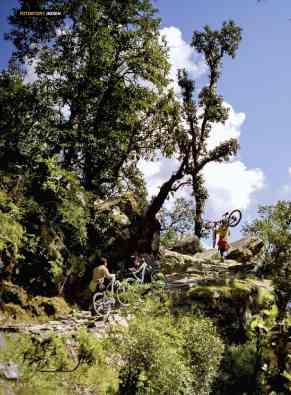 Indien: Pindari Glacier Trail