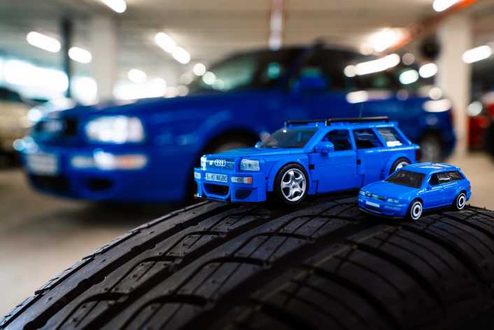 Klemmbausteine treffen Audi-Legenden von Hot Wheels in 1:32 und 1:18