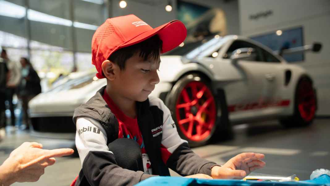 Porsche schenkt schwerkranken Kindern unvergessliche Erlebnisse