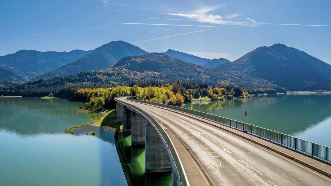 Genussstrecken durch Deutschland, Österreich, Schweiz - Der Sonne entgegen