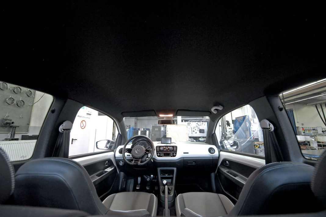Schwarzer Himmel für den VW Up! - Schwarzer Himmel