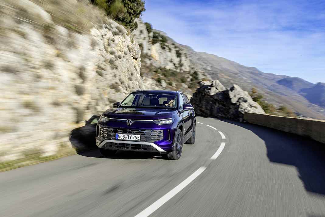 VW Tayron gegen Peugeot 5008 - Downsizing-Duell