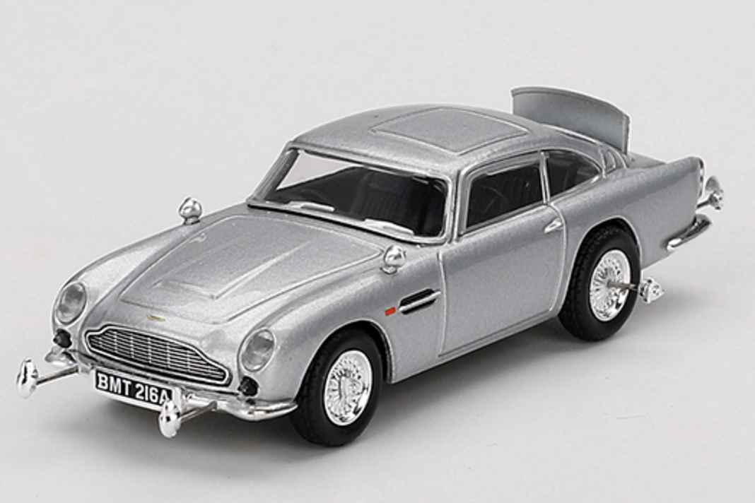 Mini GT startet seine James-Bond-Serie in 1:64