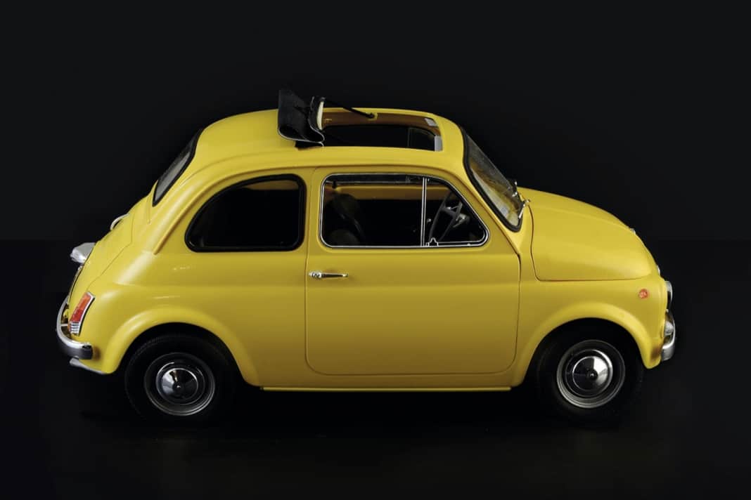Italeri brezelt seinen 1:12-Kit des klassischen Fiat 500 weiter auf